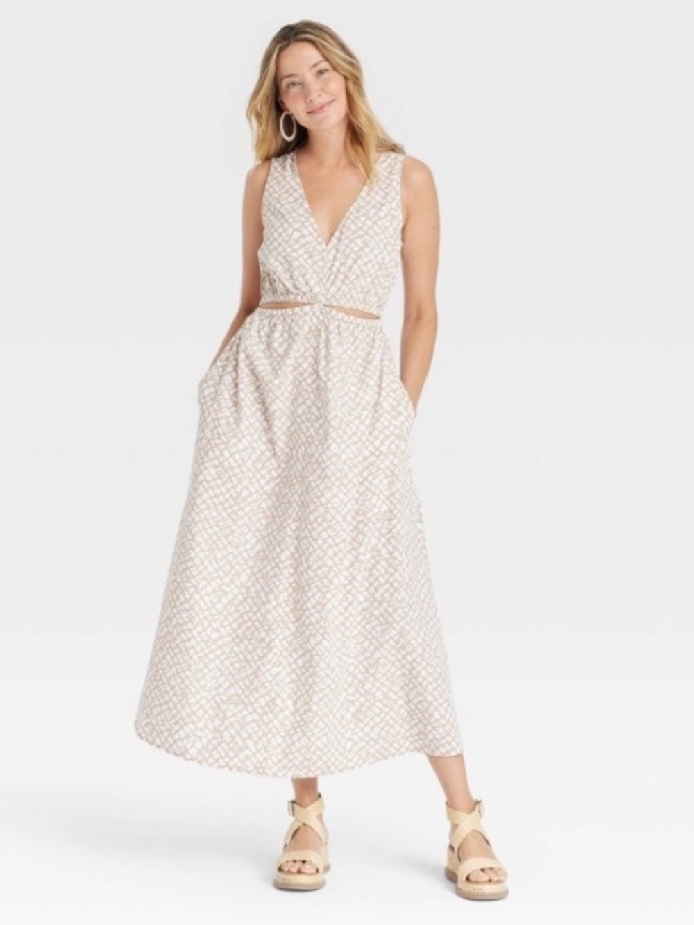 Universal Thread Cut-Out A-Line Sleeveless Abstract Tan & White Maxi Dress